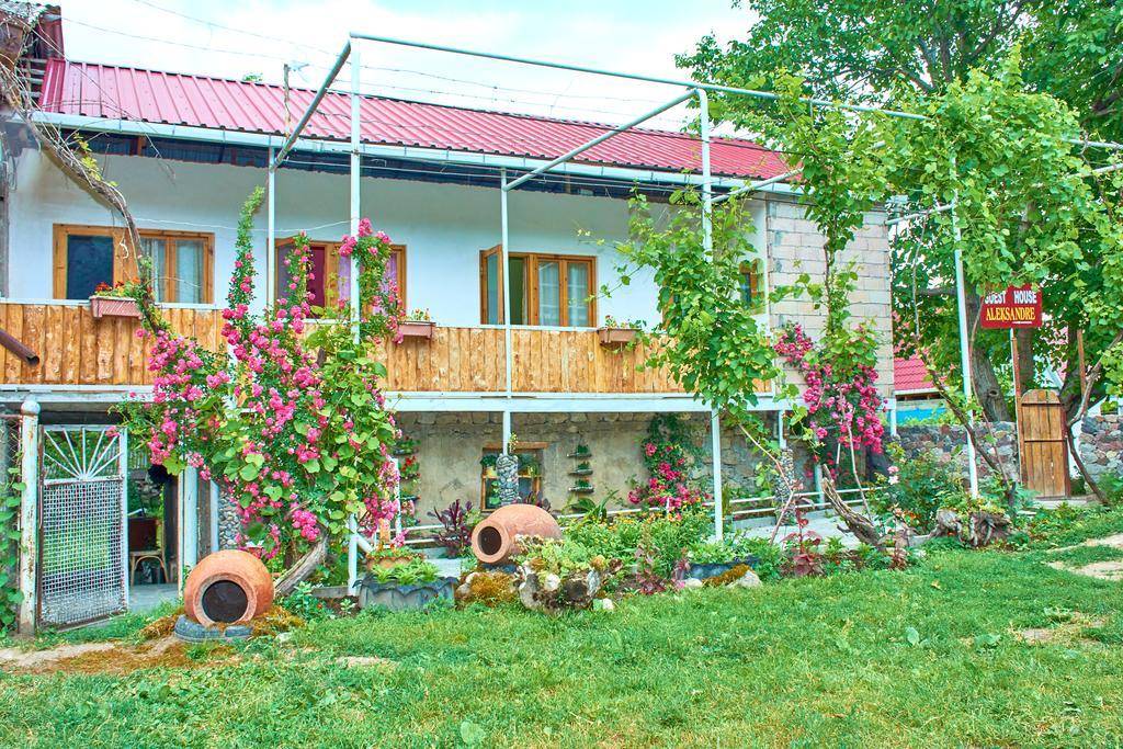 Guest House Aleksandre T'mogvi Extérieur photo